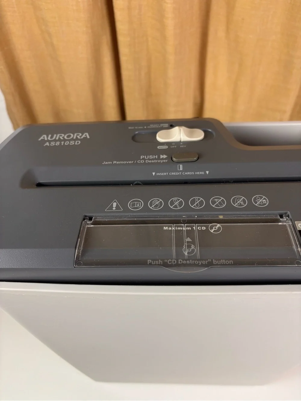 Aurora AS810SD 8-Sheet Strip-Cut Paper, CD and Credit Card Shredder Basket